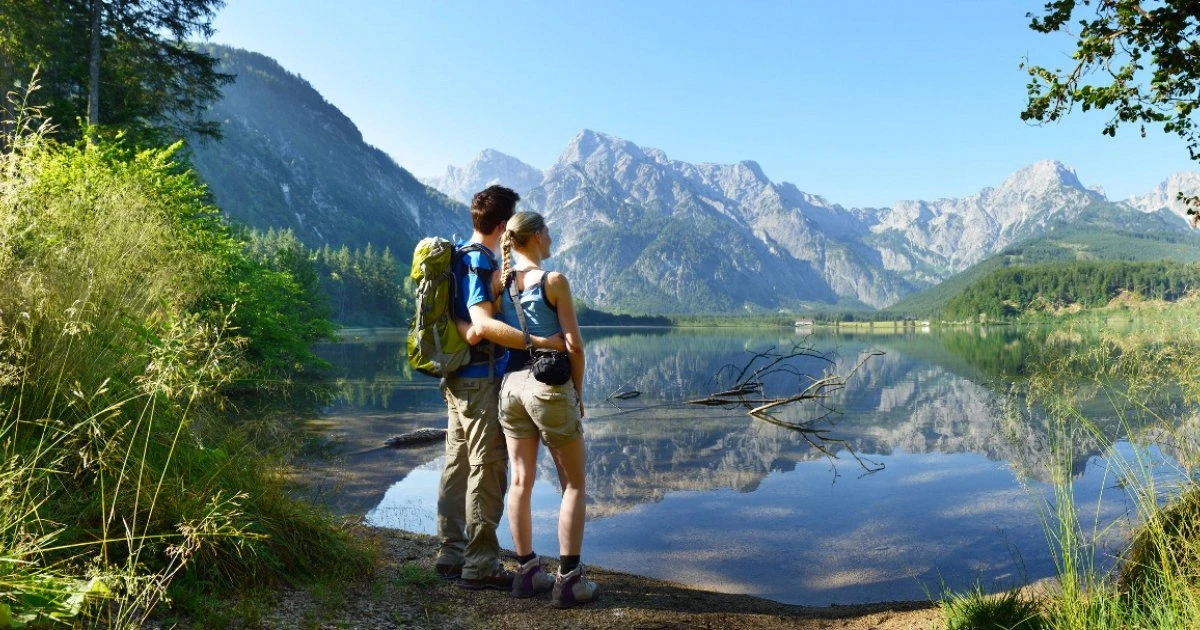 Fahren Sie durch das Salzkammergut